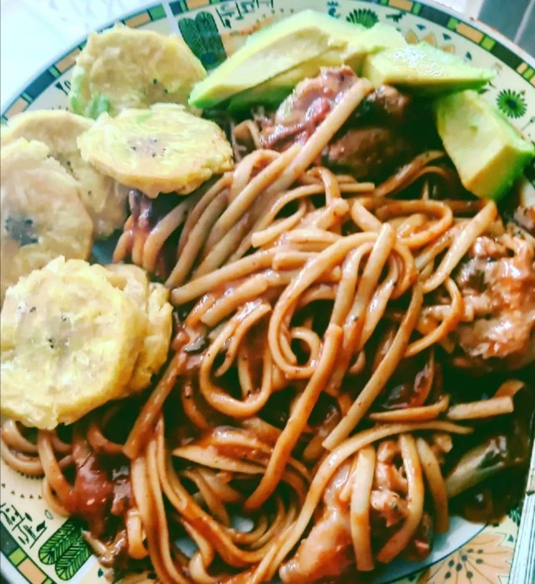 Spaguettis con pollo
