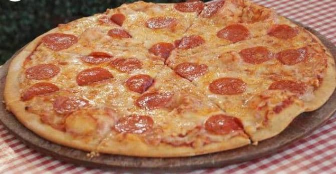 Pizza Peperoni