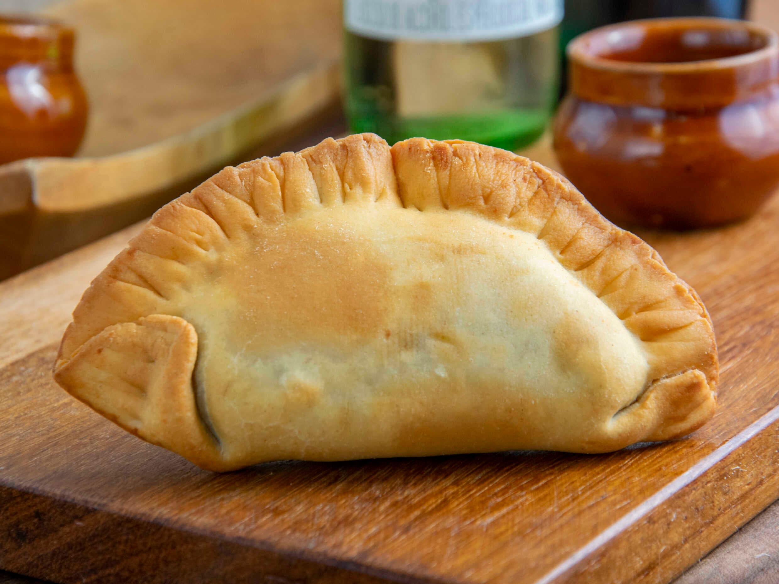 Empanada Cebolla  y Queso Azul