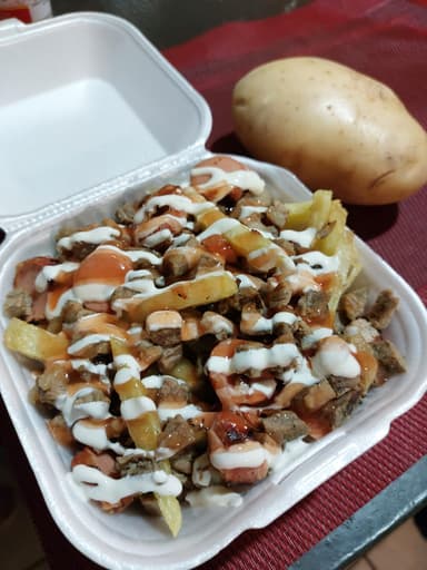 Salchipapas especiales