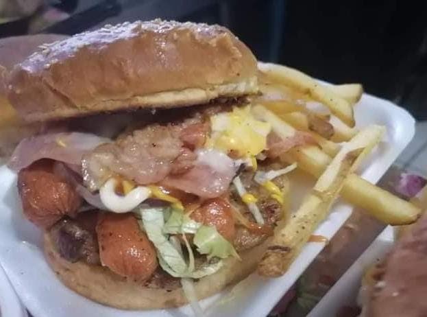 Super Hamburguesa + Papas