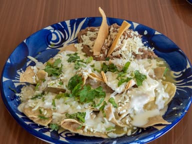 Chilaquiles con huevo