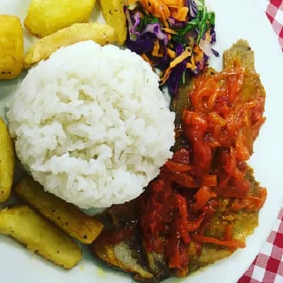 Sobrebarriga en Salsa