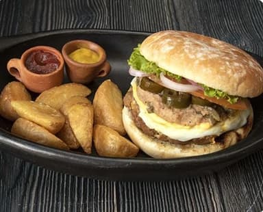 HAMBURGUESA 🍔MEXICANA + 🍟PAPAS + 🥤GASEOSA