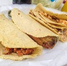 Quesadilla con Guiso