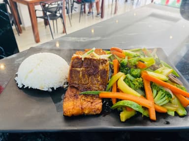 Teppanyaki To Teriyaki Salmon