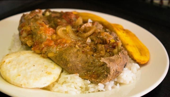 Combo:Higado en bistec+Bebida
