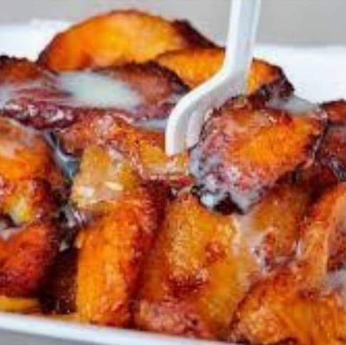 Plátanos Fritos con Lechera