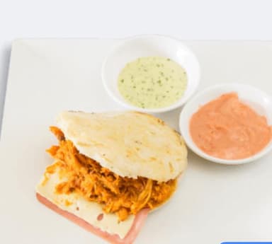 Arepa de Pollo VIP