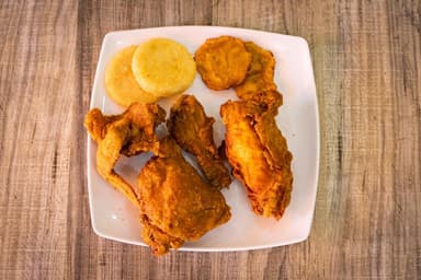 Medio Pollo Broaster