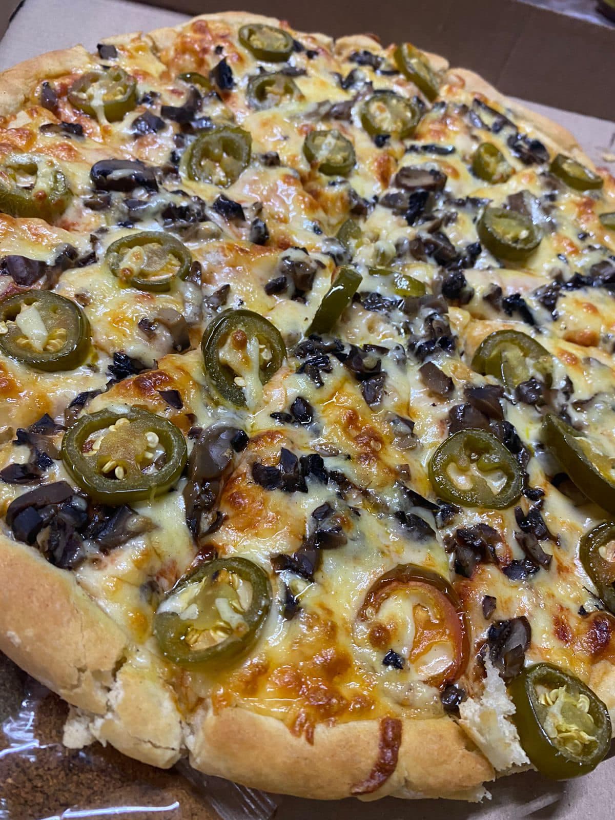 Pizza 3 Ingredientes+ Refresco