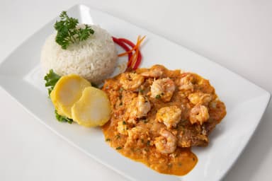 Pescado con Langostinos