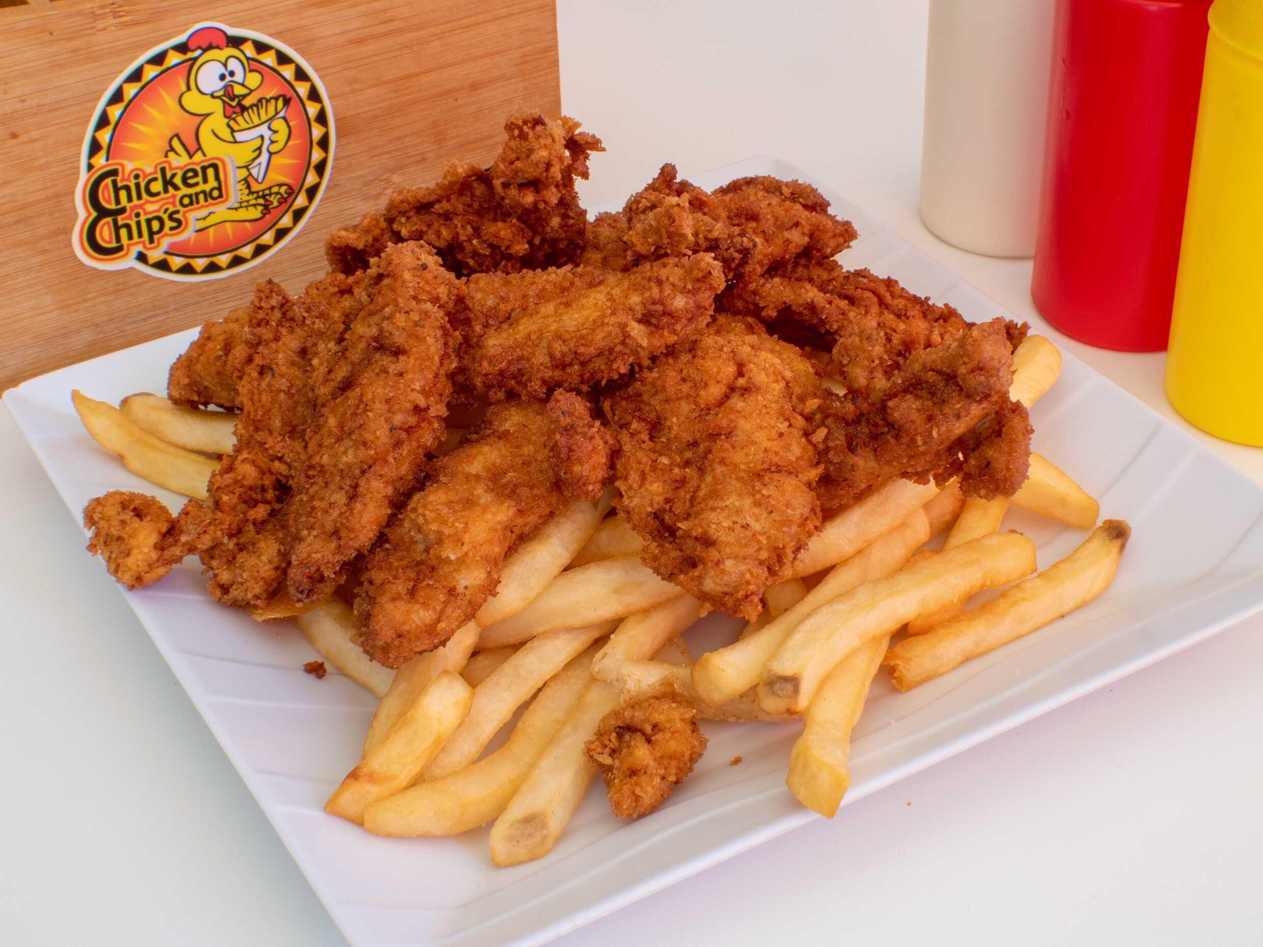 Orden de Papas y Pollo Grande con Extra Pollo