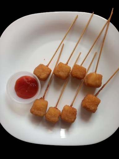 4 Kushiage de Queso