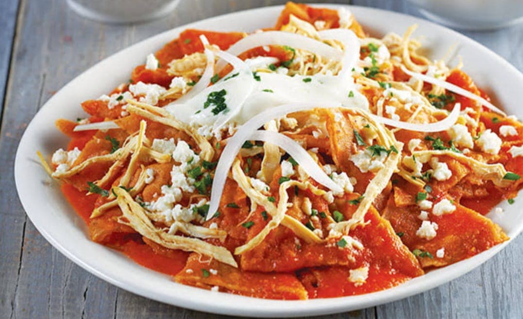 Chilaquiles con pollo