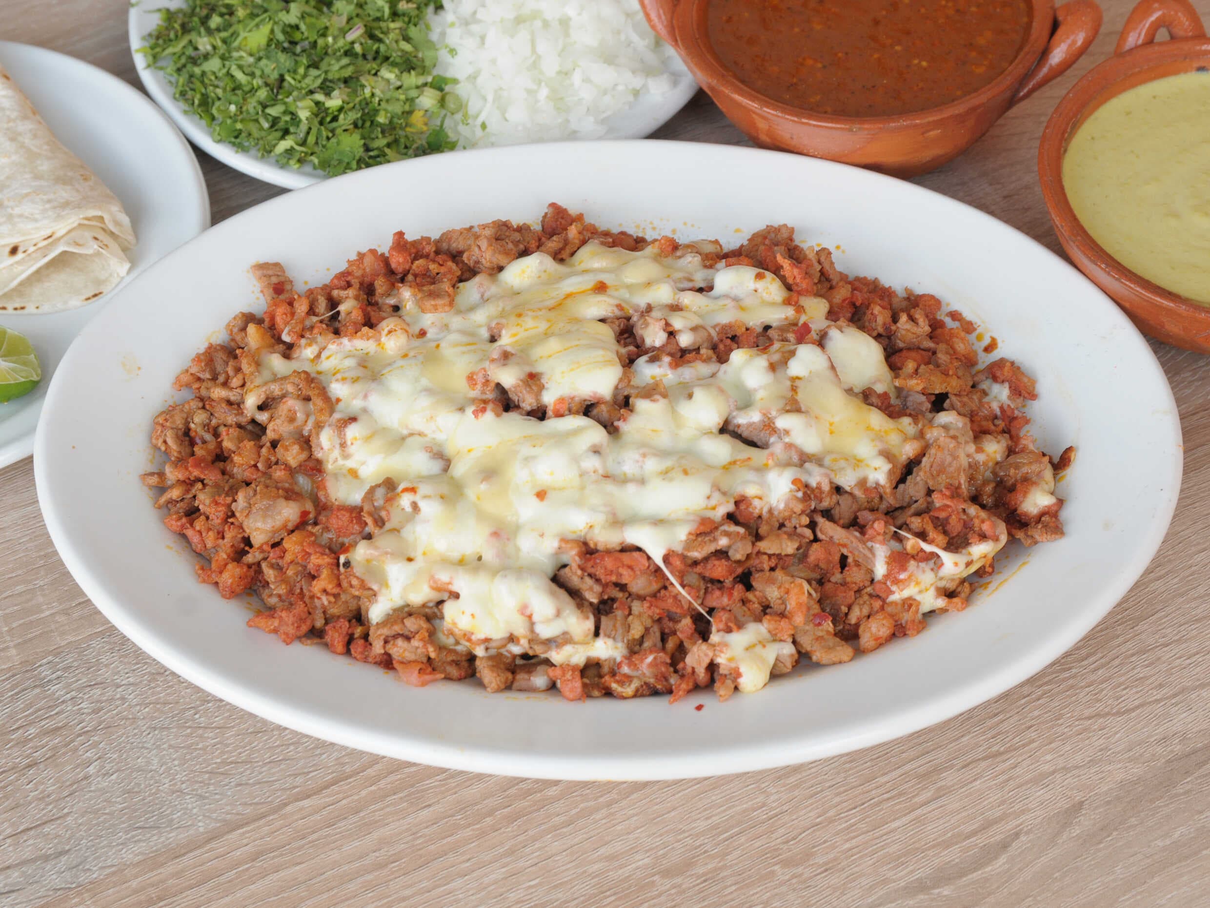 Campechana con Queso