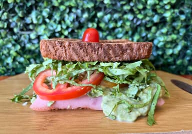 Sándwich Grill Salchi