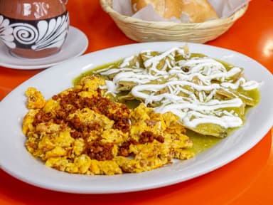 Huevos Toluqueños