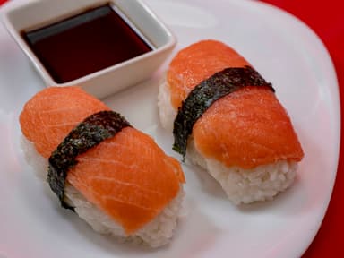 Nigiri de Salmón