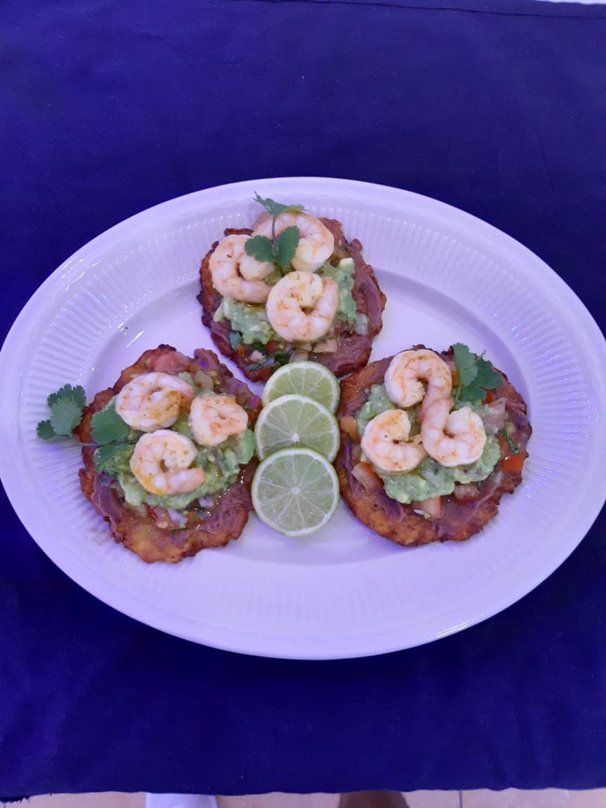 Patacones con Camarón