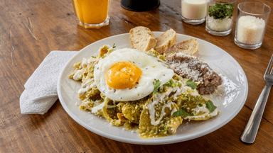 Chilaquiles !!