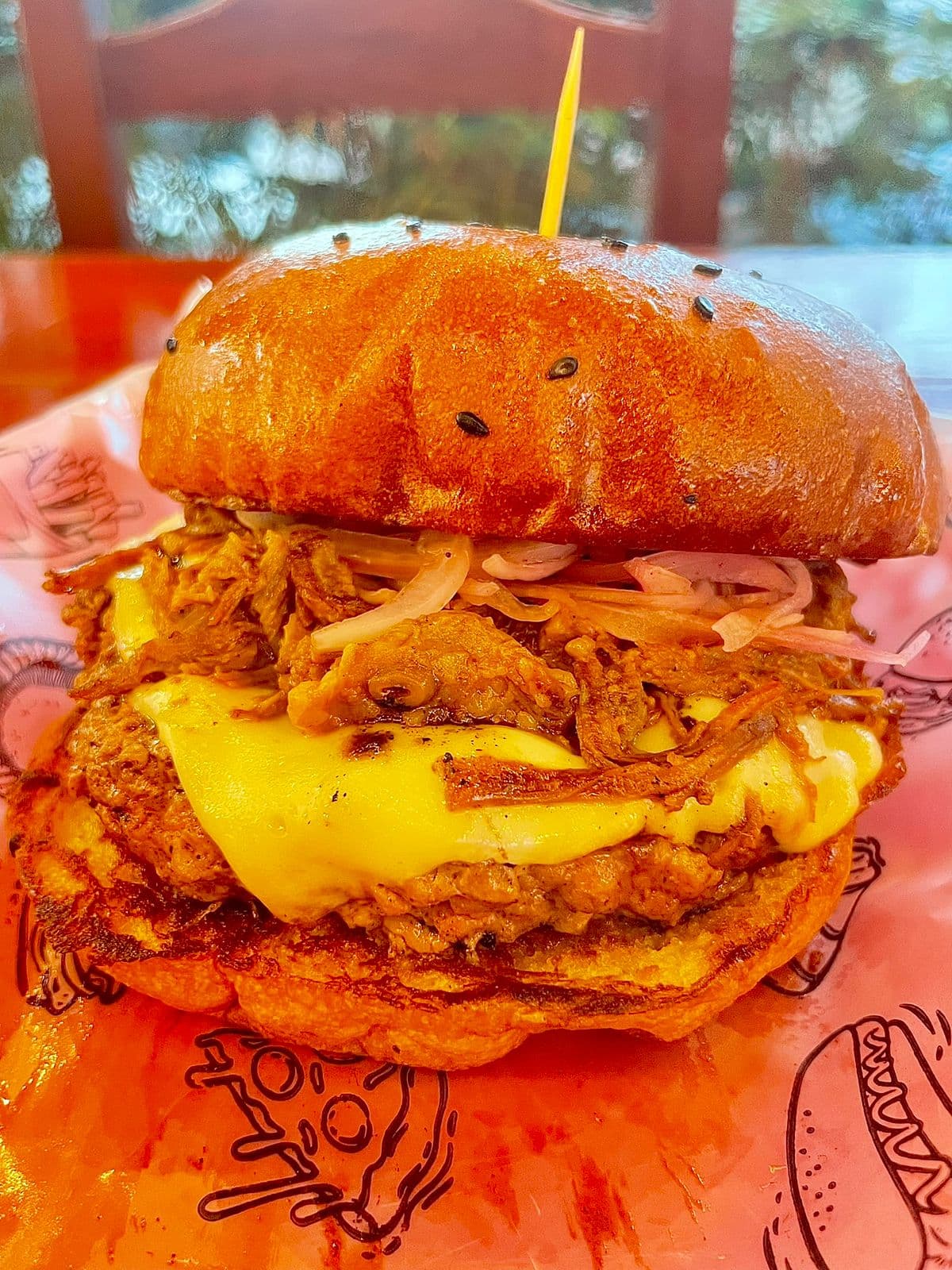 DiDi Burger Birria + Coca Cola mini
