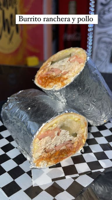 Burrito Ranchero y Pollo