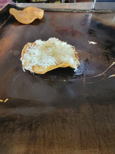 Quezadilla Dorada