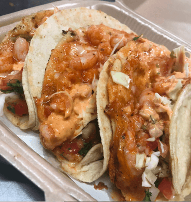 2 Quesadillas de Gobernador de Marlín