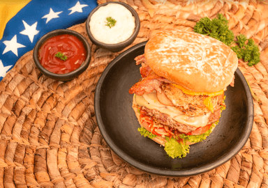 Hamburguesa Triple "Panísima"