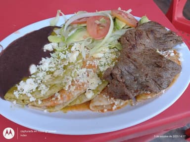 combo 5- Quesadilla Mix pollo+Enchiladas Veracruza