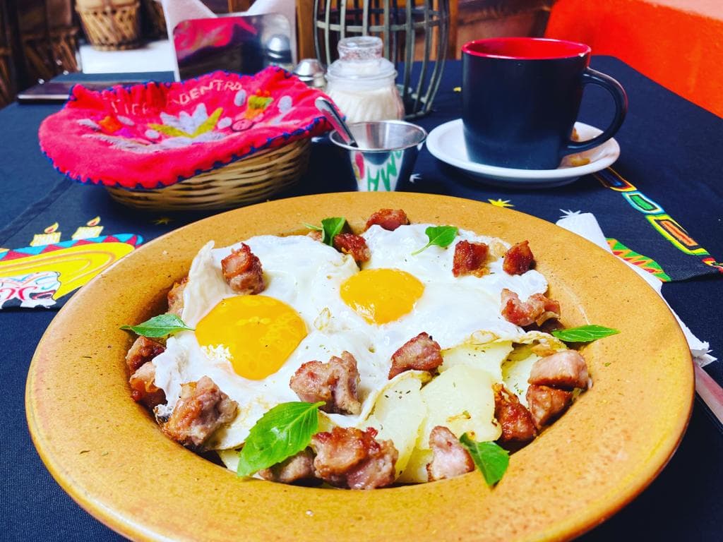 COMBO_Huevos esperanza