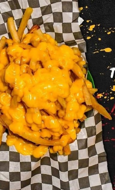 Papas con Queso Cheddar