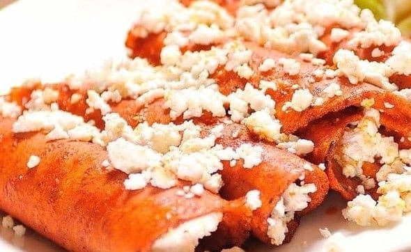 Enchiladas rojas