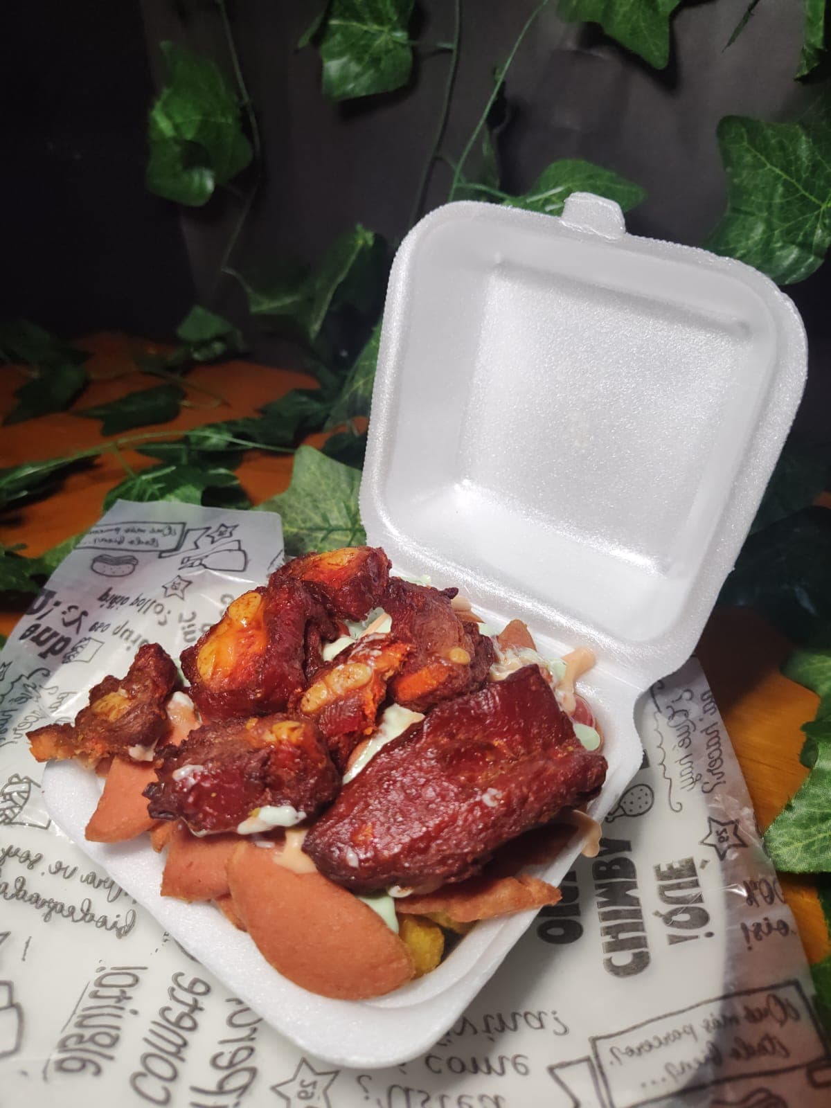 Salchipapa Junior con Costilla