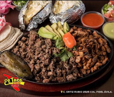 Parrillada Mixta Asada, Pastor y Fajitas de Pollo
