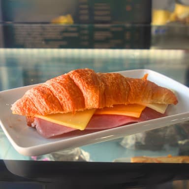 CROISSANT TRES QUESOS