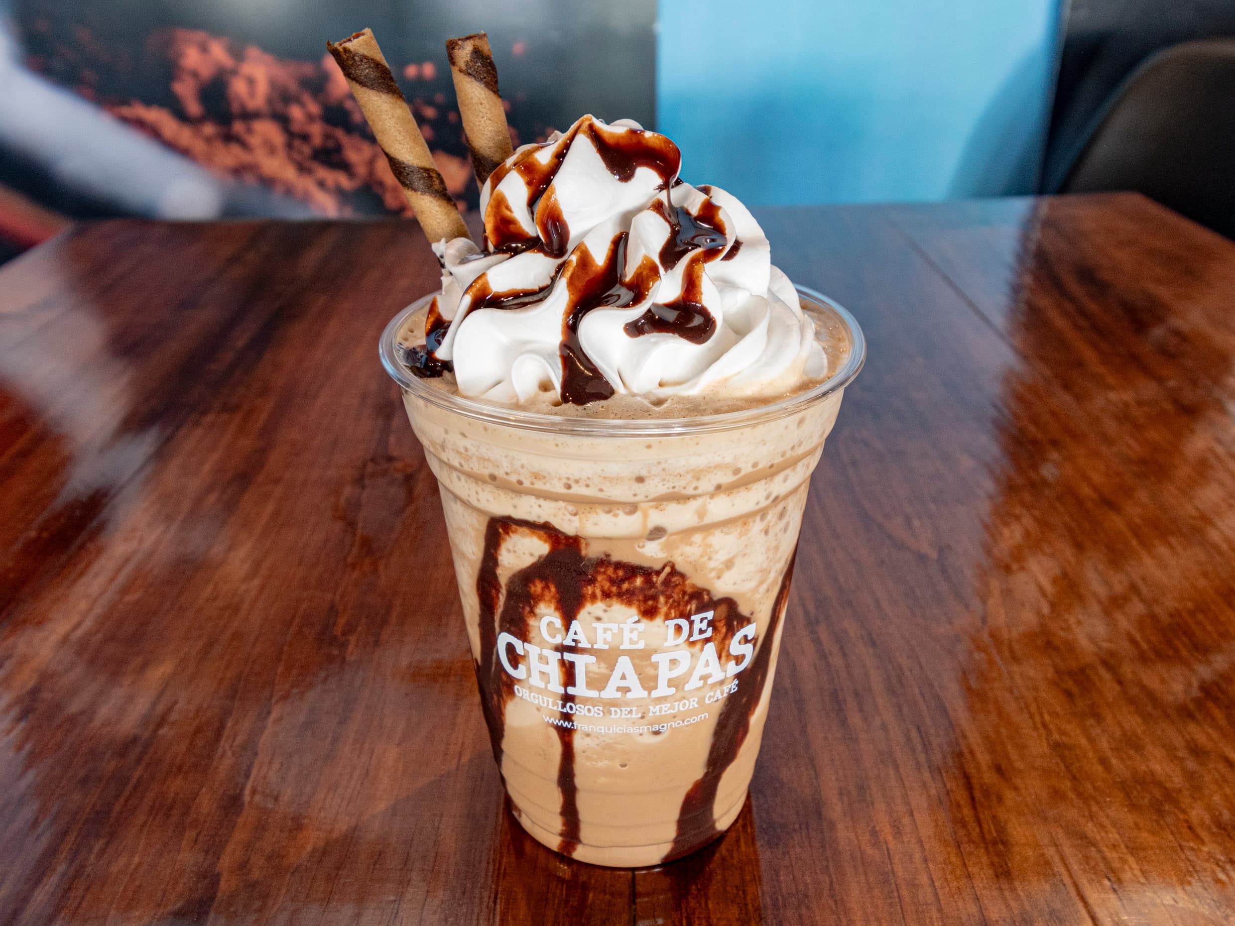 Moka Oscuro Frappé Mediano