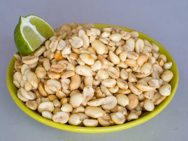 ¼ cacahuate blanco con chile piquín