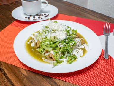 Tacos Dorados de Pollo 3 Piezas