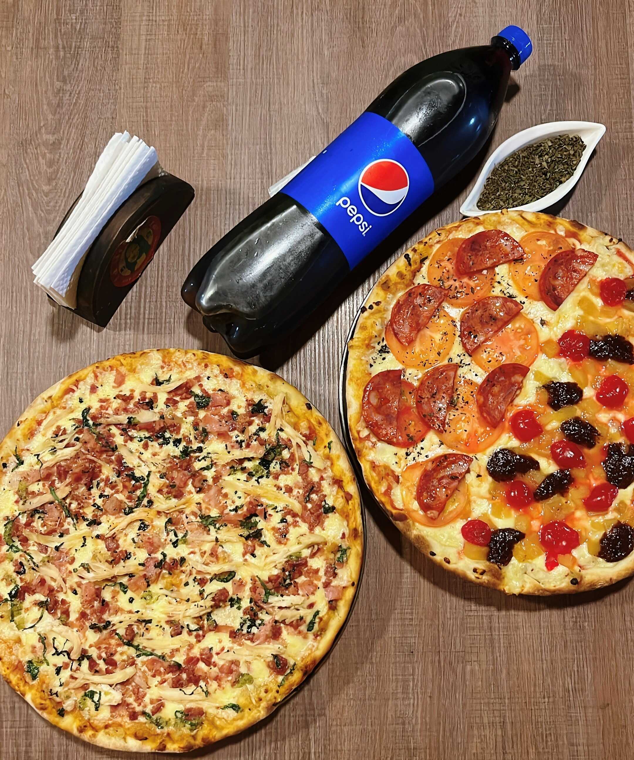 Combo-Promo 2 Pizzas Large + Bebida 1.5 Lt