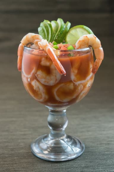 COCTEL VUELVE A LA VIDA.