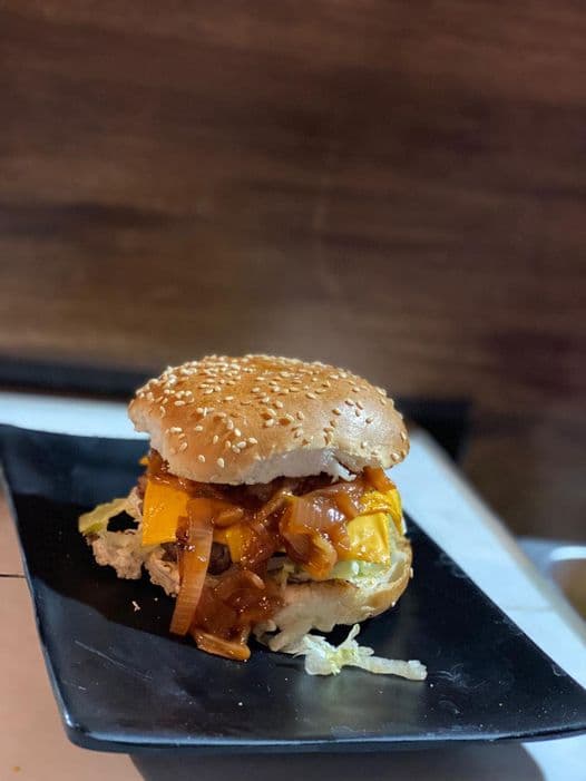 BBQ Burger Chica