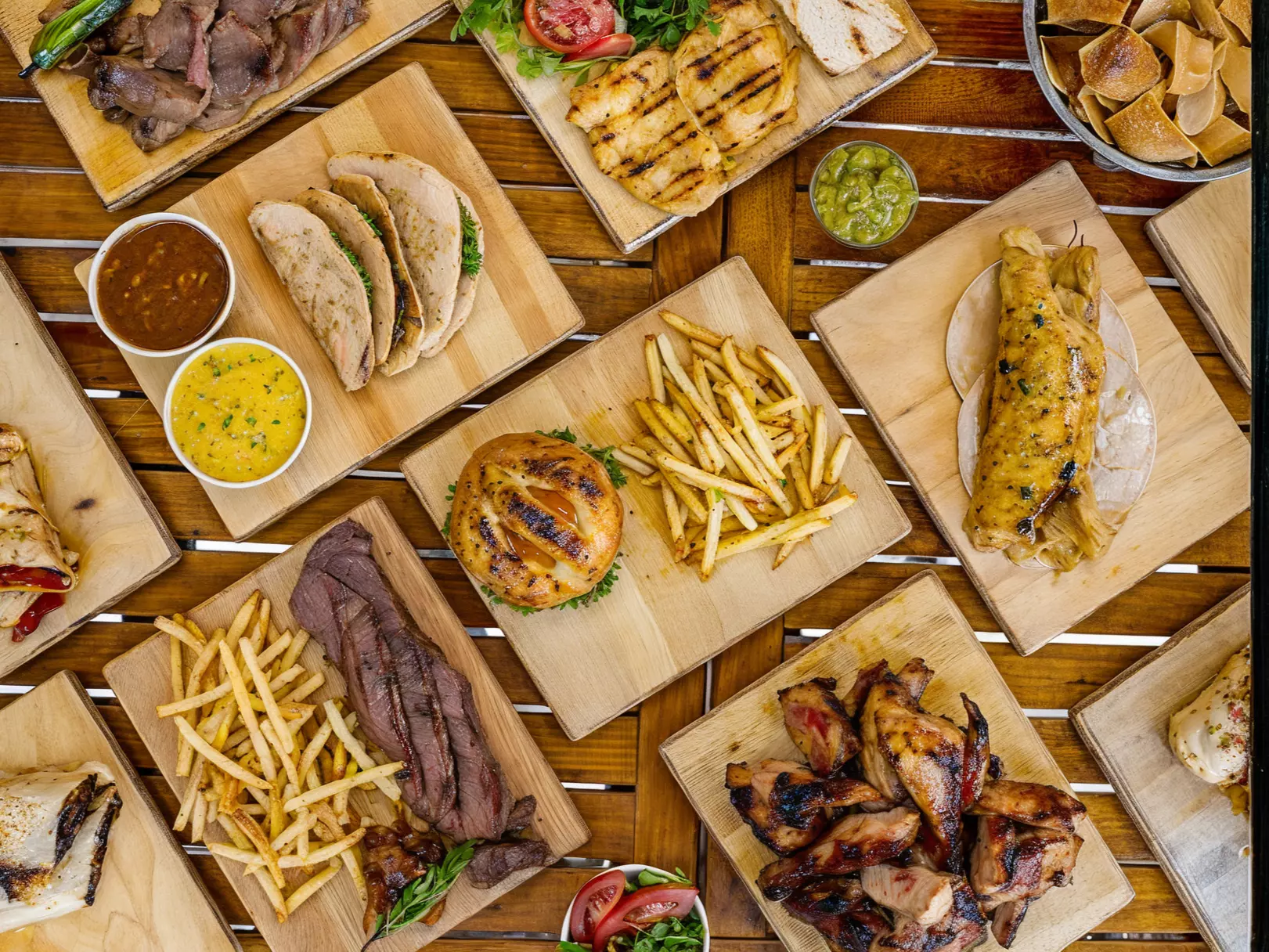 Arrachera House  (Antara)