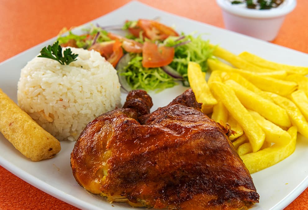 Bandeja con Pollo Asado