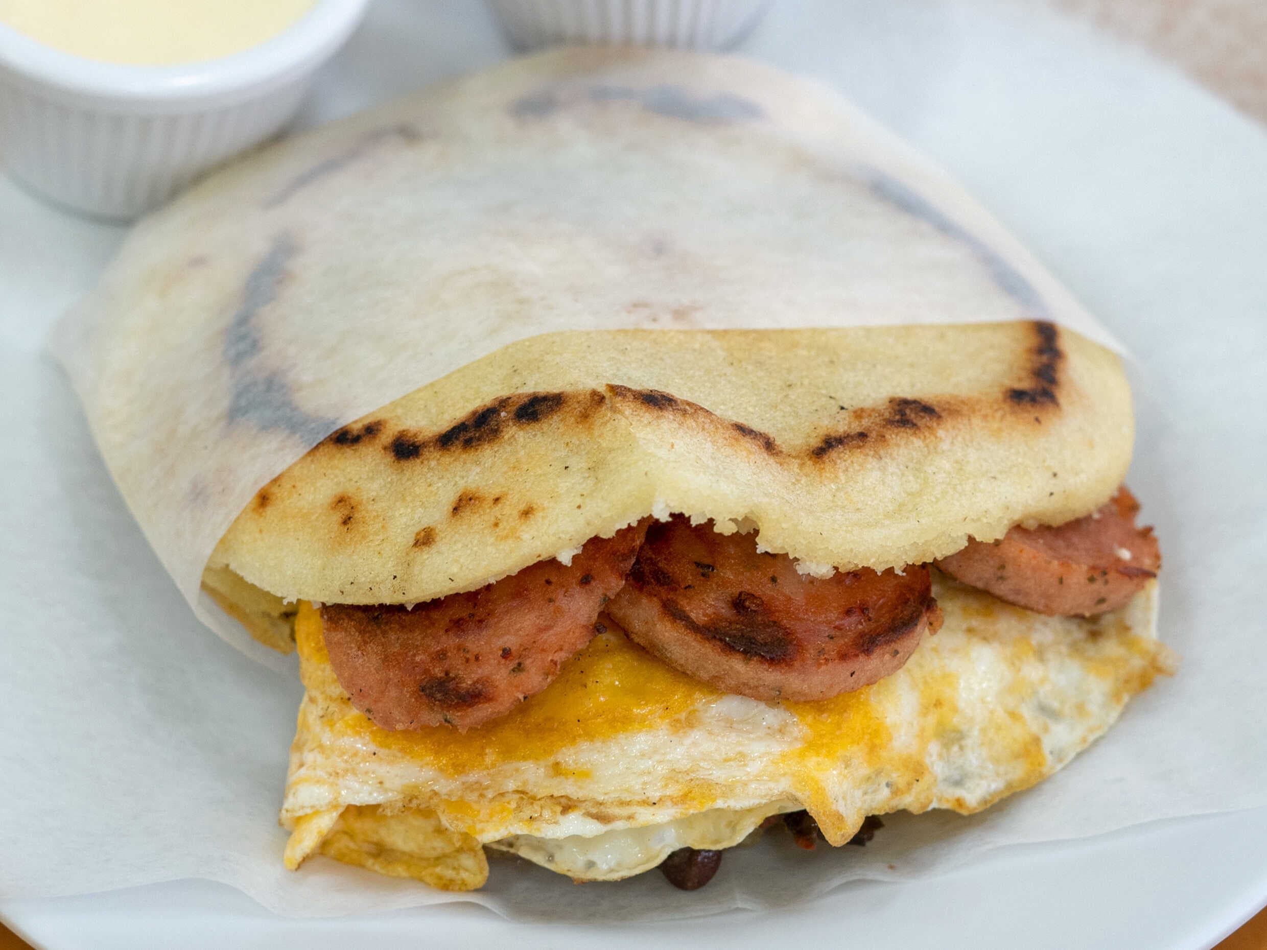 Arepa Tica