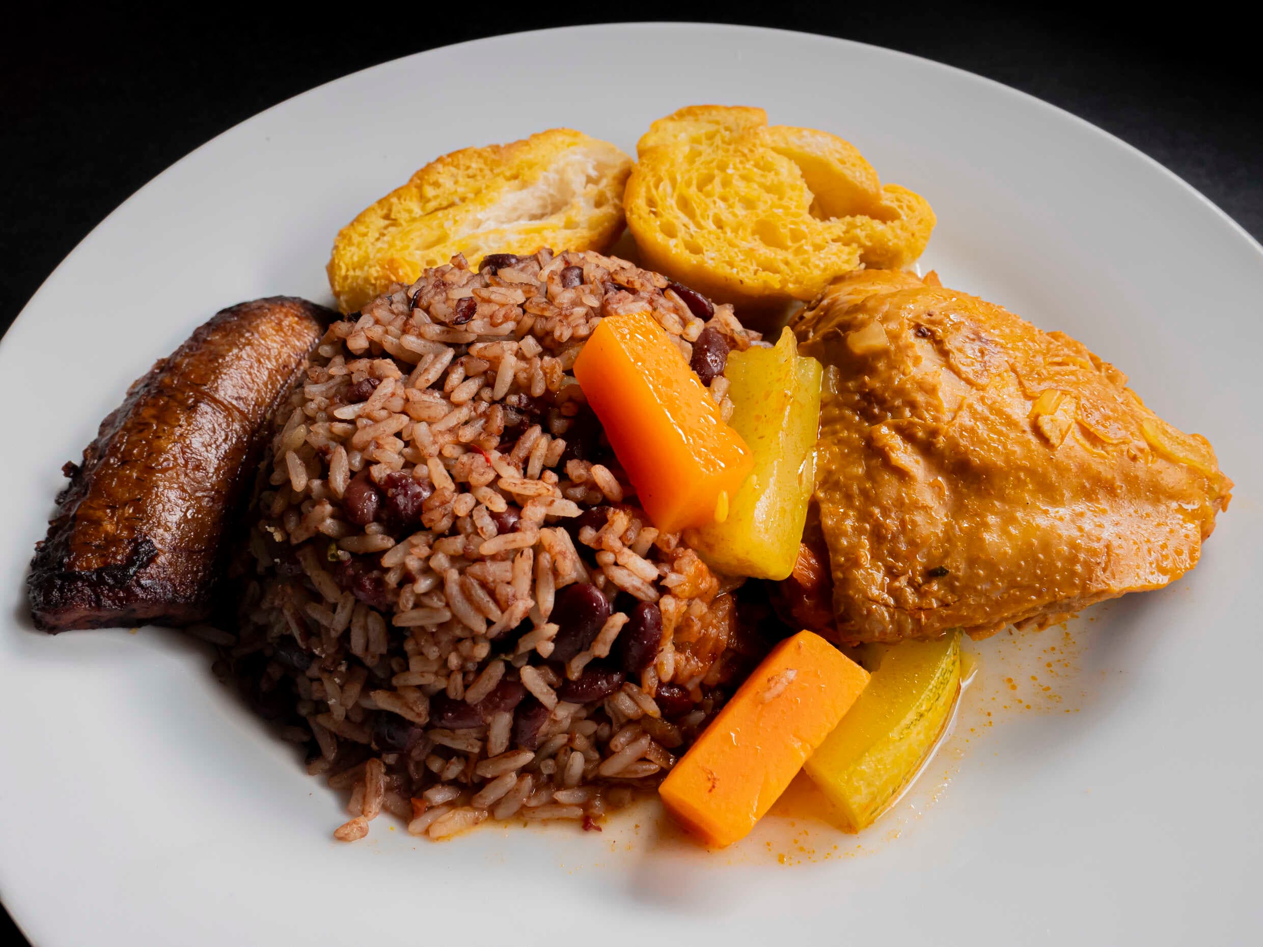 Gallo Pinto Con Proteína