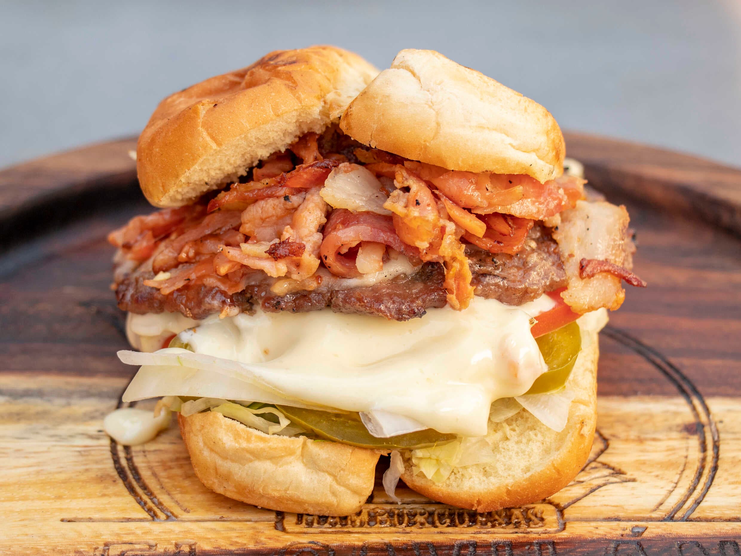 Hamburguesa Pereztróica
