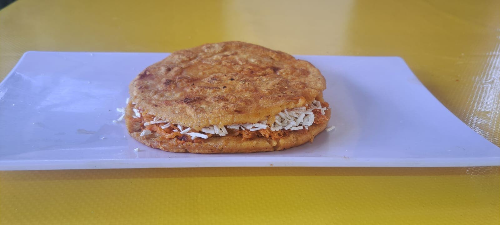 Gorda de Tinga de Pollo