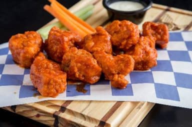 10 Piezas Alitas o Boneless